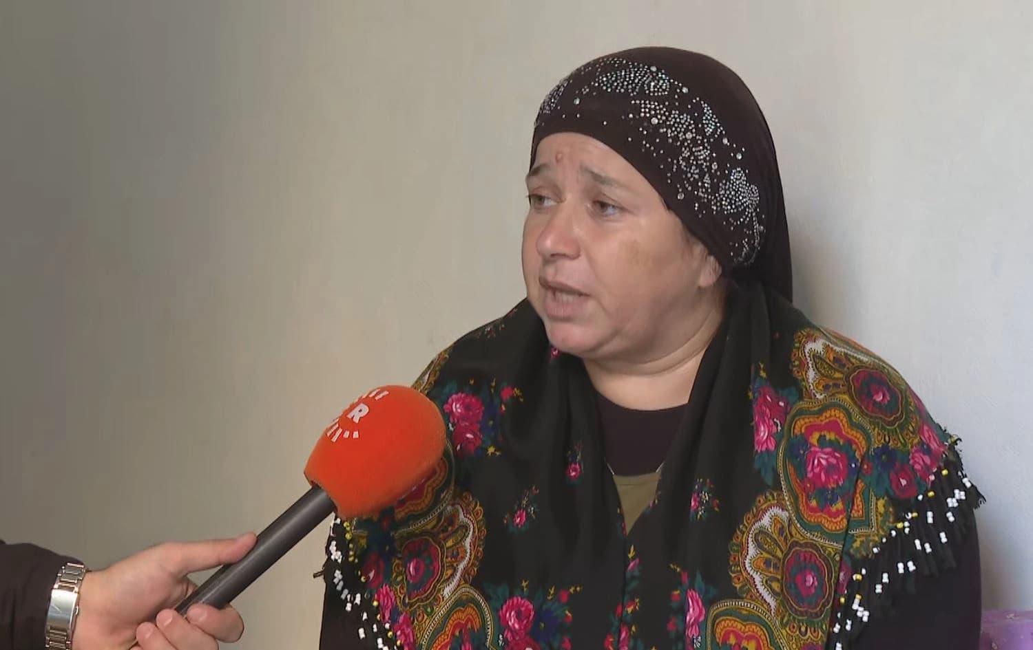 A Kurdish Syrian woman speaking to Rudaw in Beirut. Photo: Rudaw