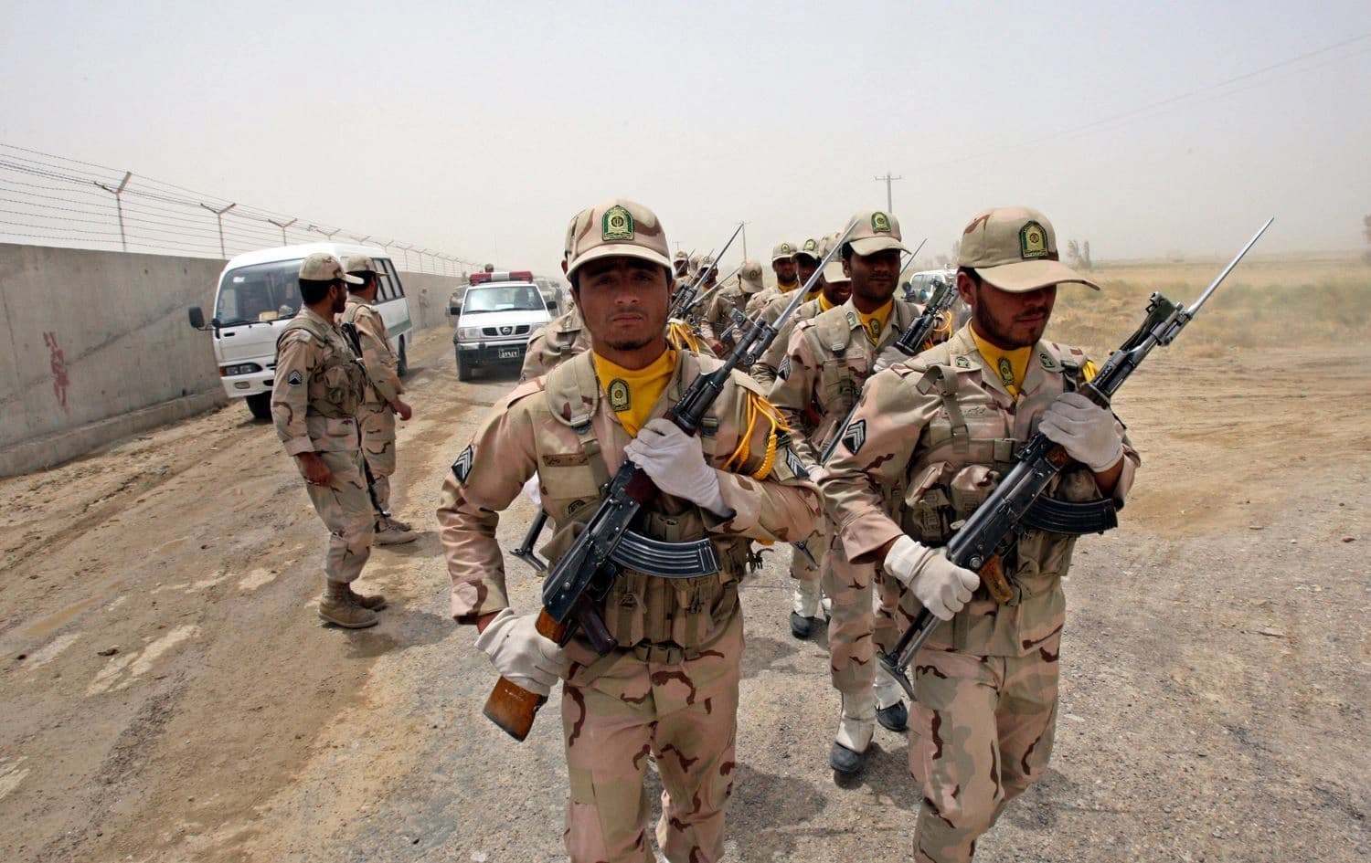 A group of Iranian border guards march at the eastern border of Iran shared with Pakistan and Afghanistan near Zabol, Sistan and Baluchestan province on July 19, 2011. Photo: Vahid Salemi/AFP