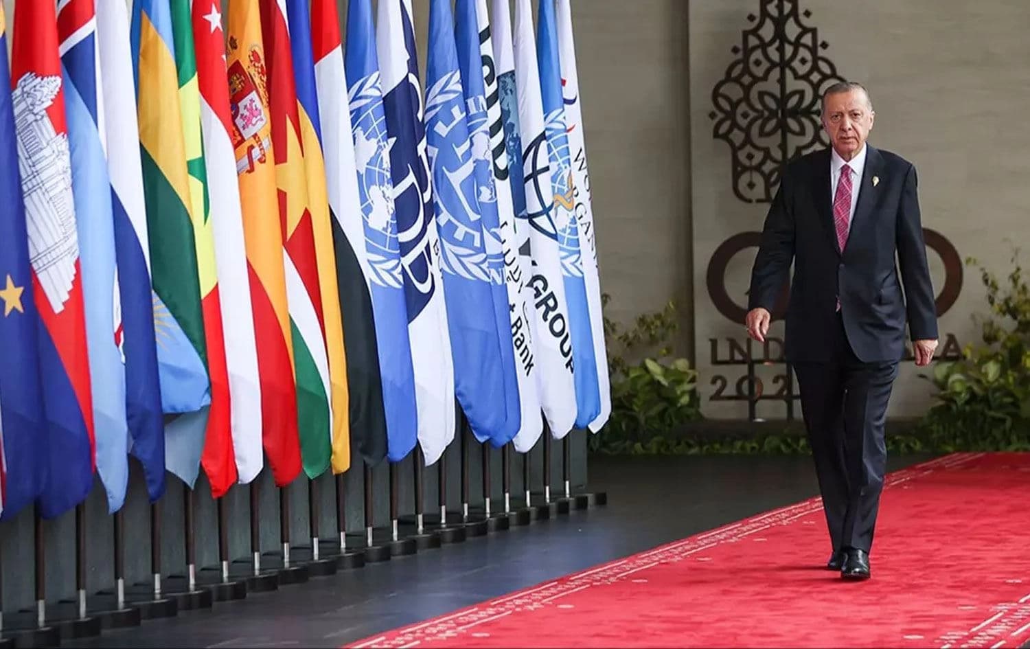 Erdoğan, Endonezya'da düzenlenen G20 Zirvesi'nde - Arşiv
