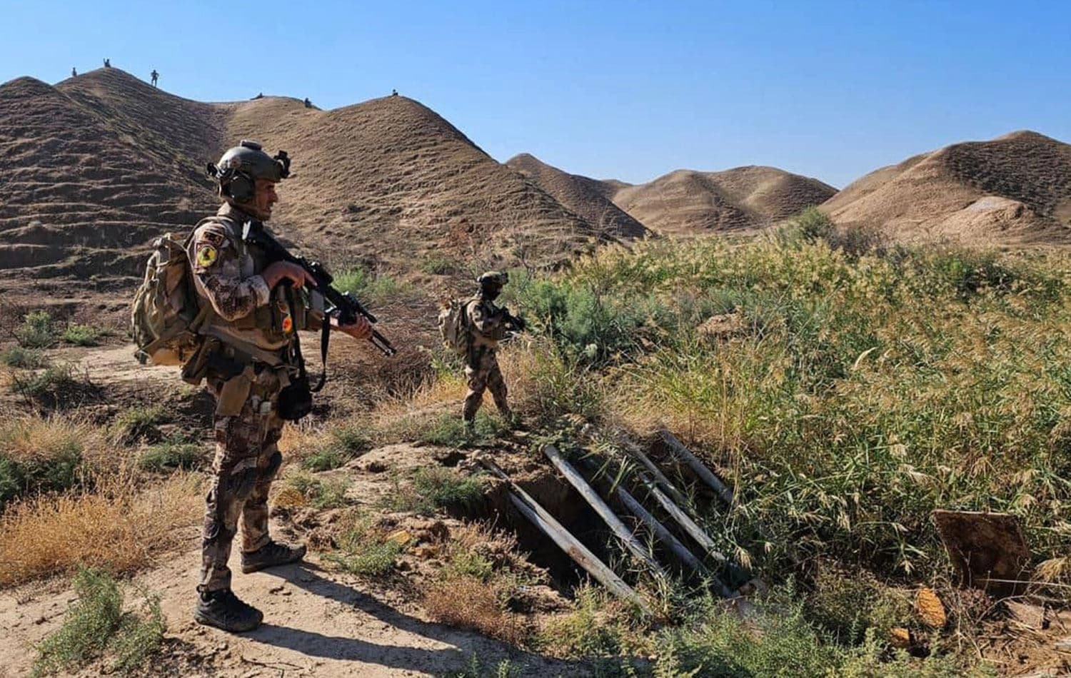 Kerkük’teki bir sığınağa savaş uçakları tarafından düzenlenen saldırıda 5 IŞİD mensubu öldürüldü. / Foto: Irak Güvenlik Medya Ağı