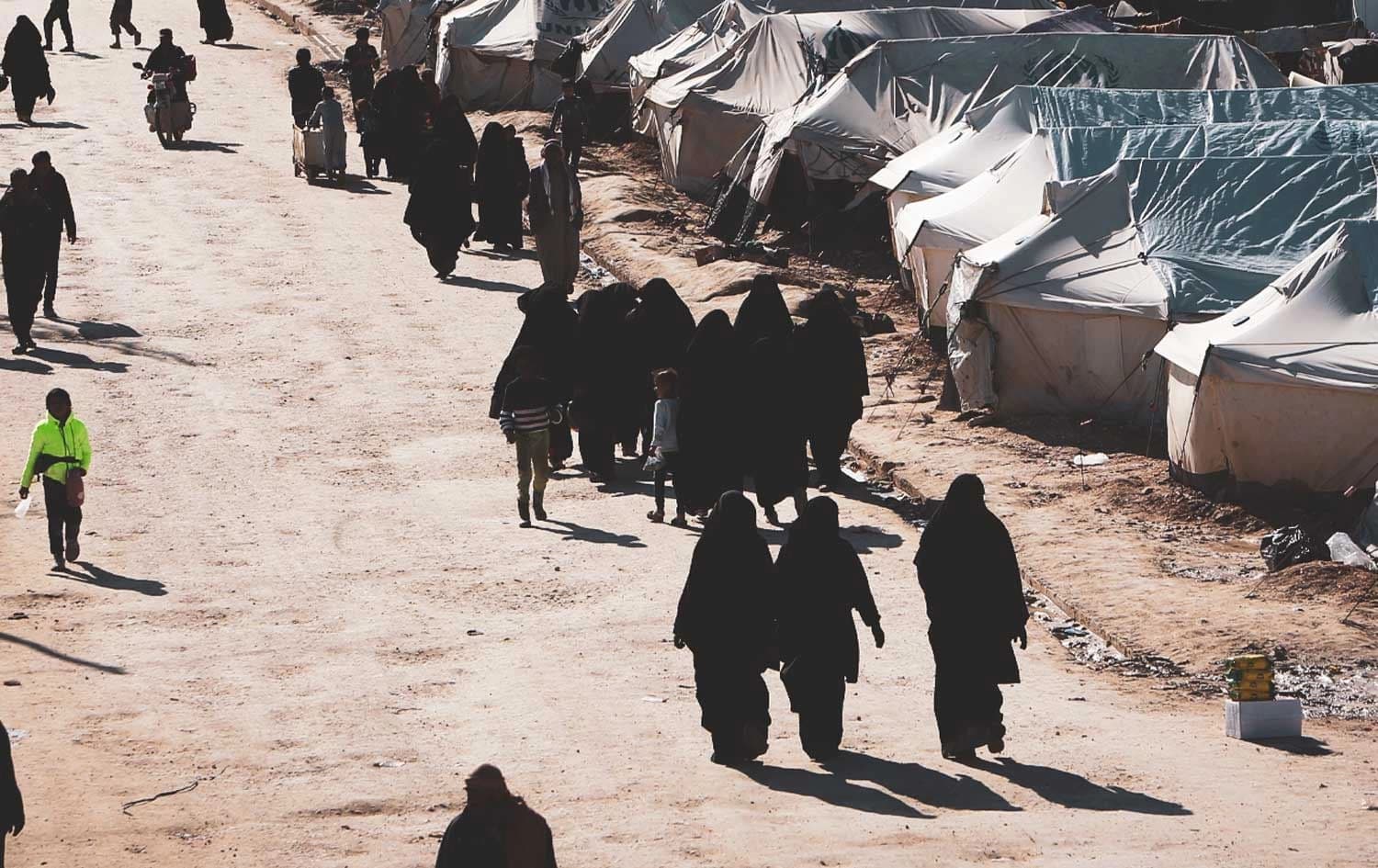 دیمەنێکی کامپی هۆل؛ وێنە: سەرچاوە خۆجێیەکان