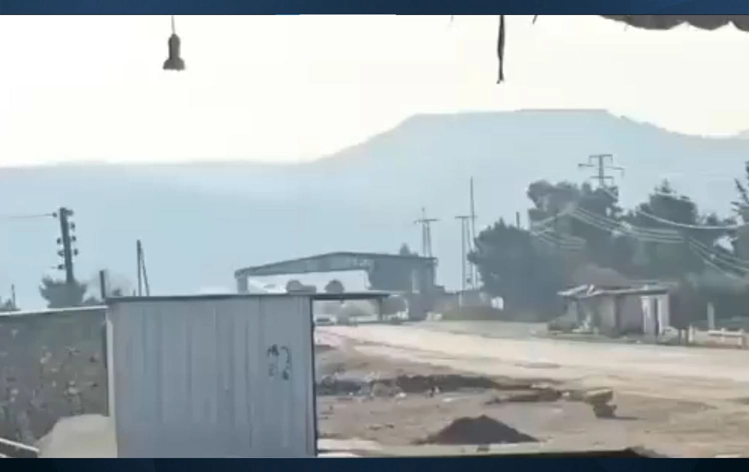 Komeke çekdar a ku Tirkiye piştgiriya wê dike hewl da Pira Qerekozakê derbas bike/Wêne: HSD