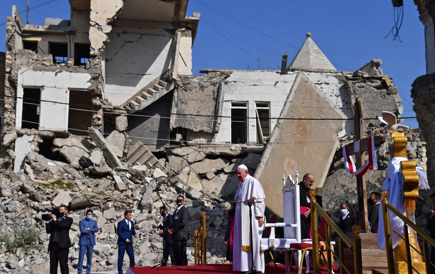 From left, Mosul and Aqra Archbishop Najib Mikhael Moussa next to Pope Francis in Mosul, Iraq on March 7, 2021. File photo: Andrew Medichini/AP  