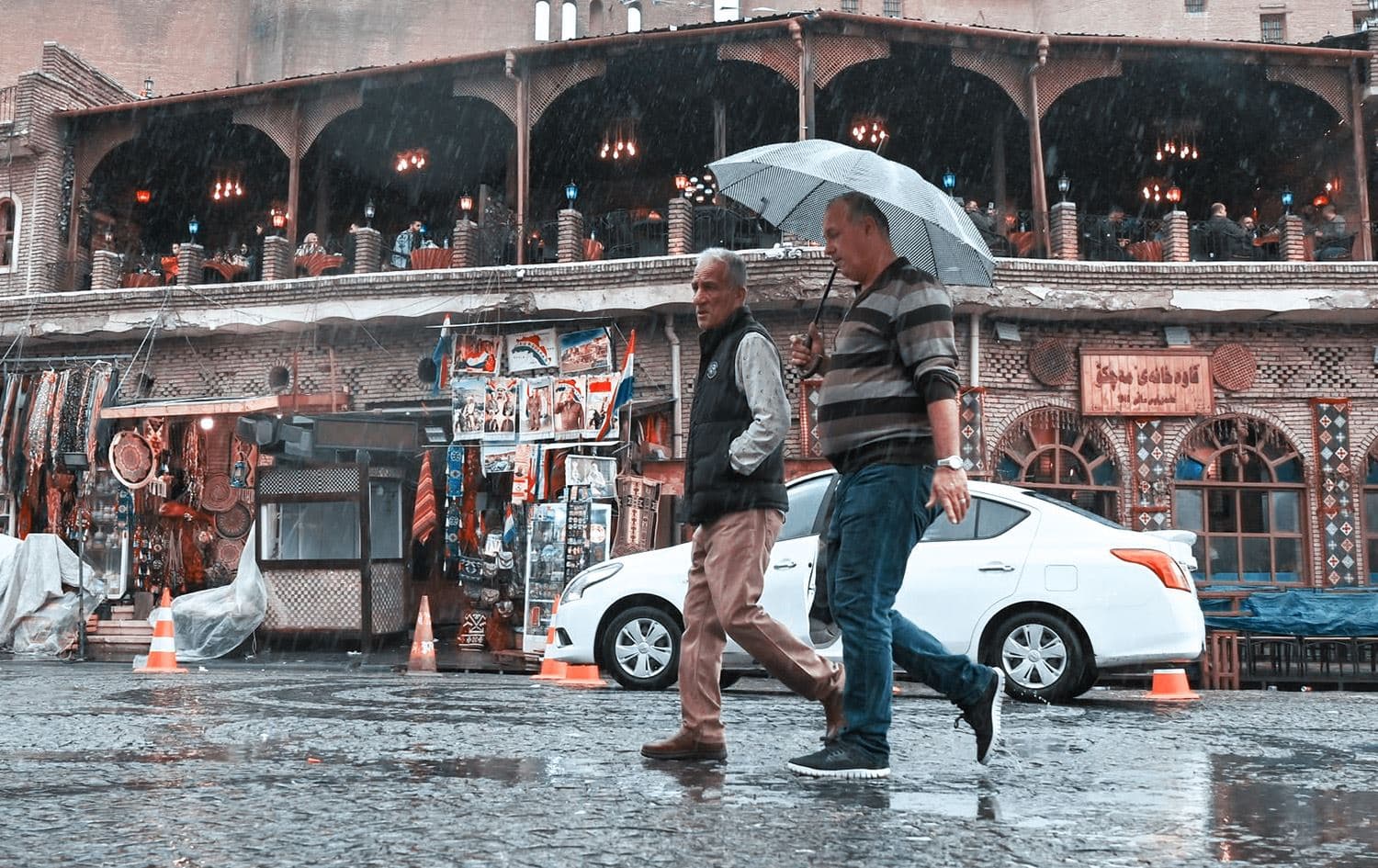 وێنەیەکی ئەرشیڤیی بارانبارین لە هەولێر، وێنە: بڵند تاهیر - رووداو 