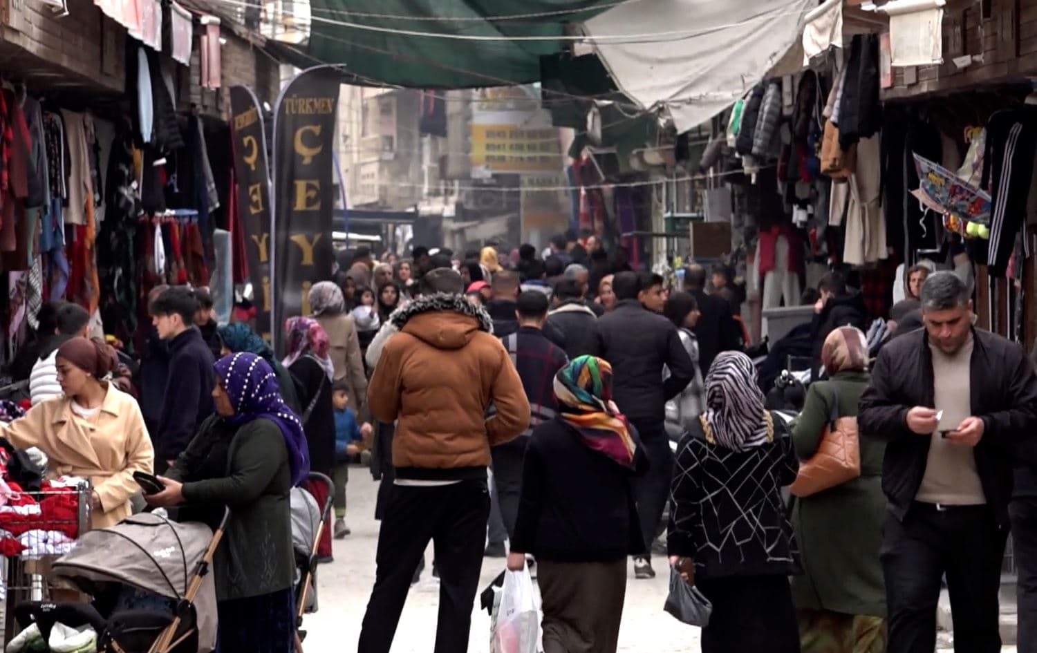 Kurdish refugees watch in fear as Kobane threatened with new conflict