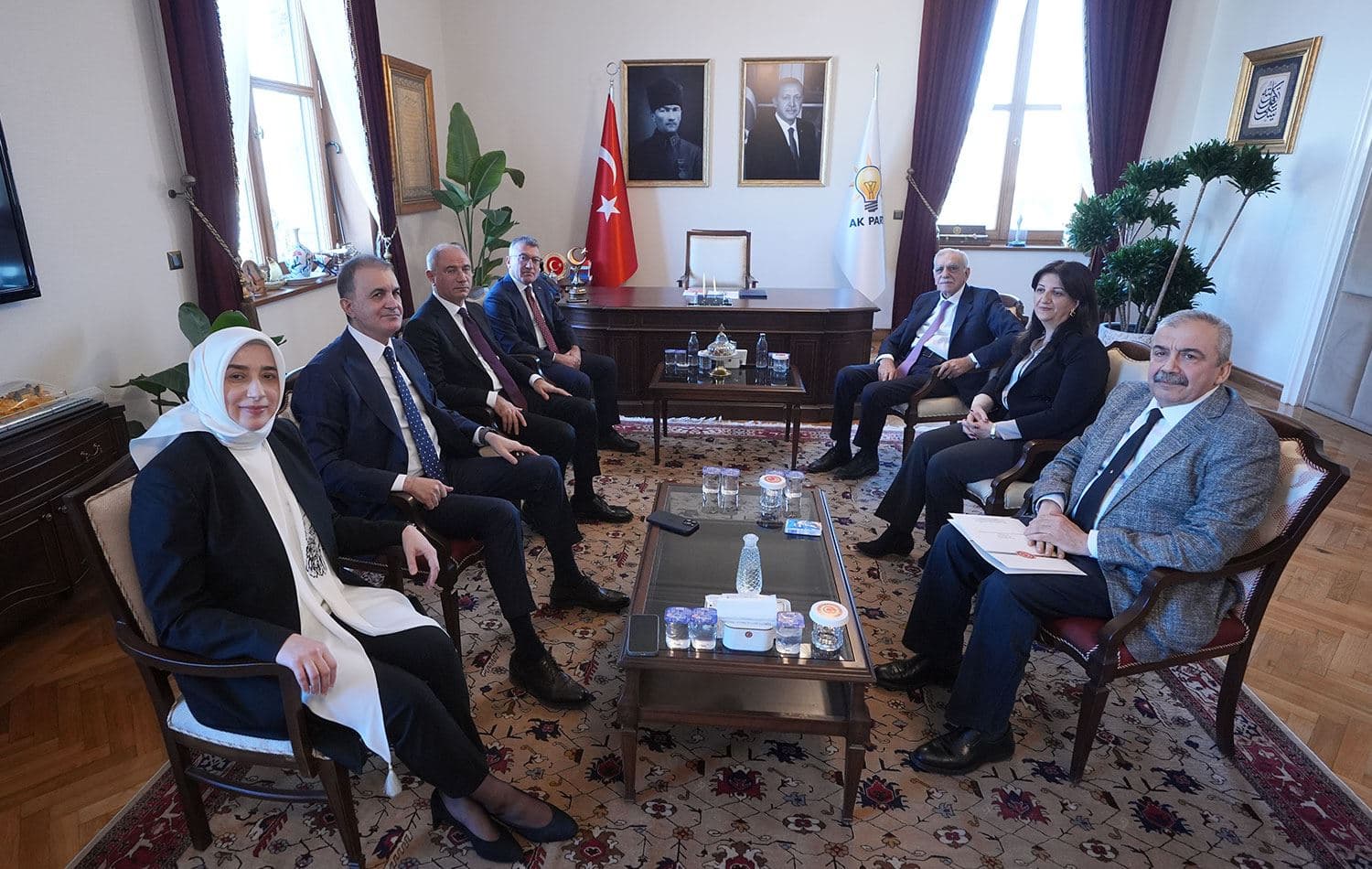 DEM Parti-AK Parti görüşmesi / Foto: AA