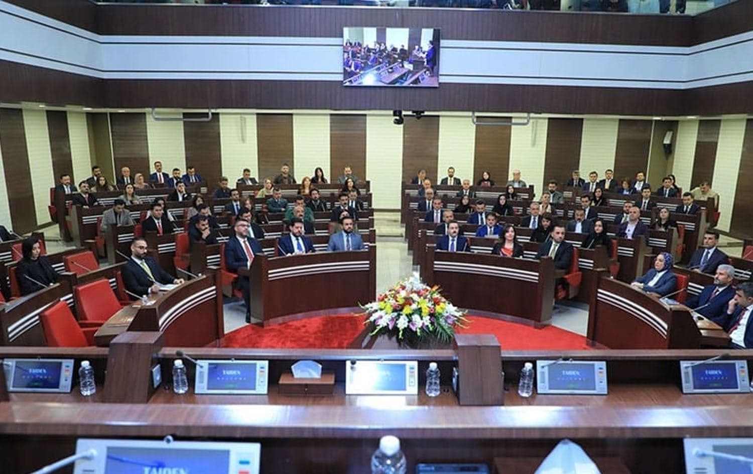 یەکەم دانیشتنی خوولی شەشەمی پەرلەمانی کوردستان