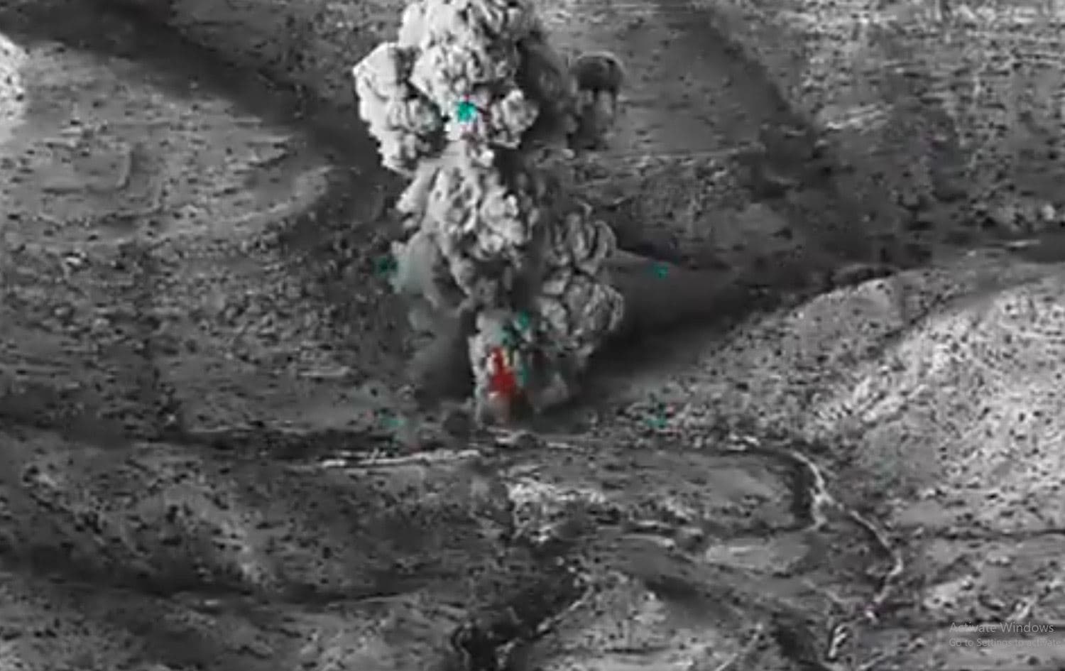صورة من الغارات