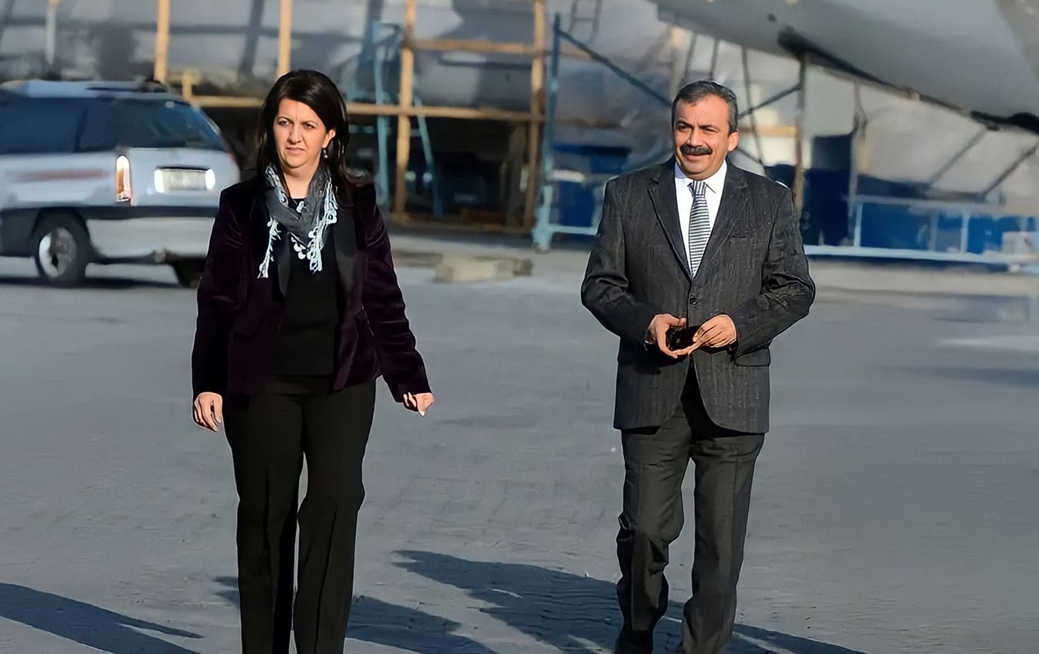 Pervîn Buldan û Sirri Sureyya Onder/ Wêne: Arşîv