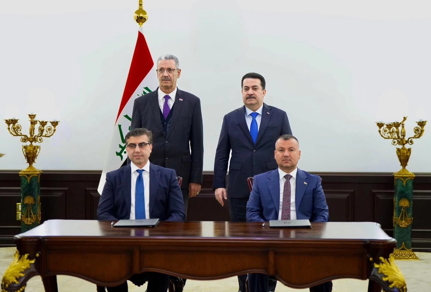 Iraqi Prime Minister Mohammed Shia' al-Sudani oversees the signing of a key agreement with British energy giant BP on February 25, 2025. Photo: Sudani’s office