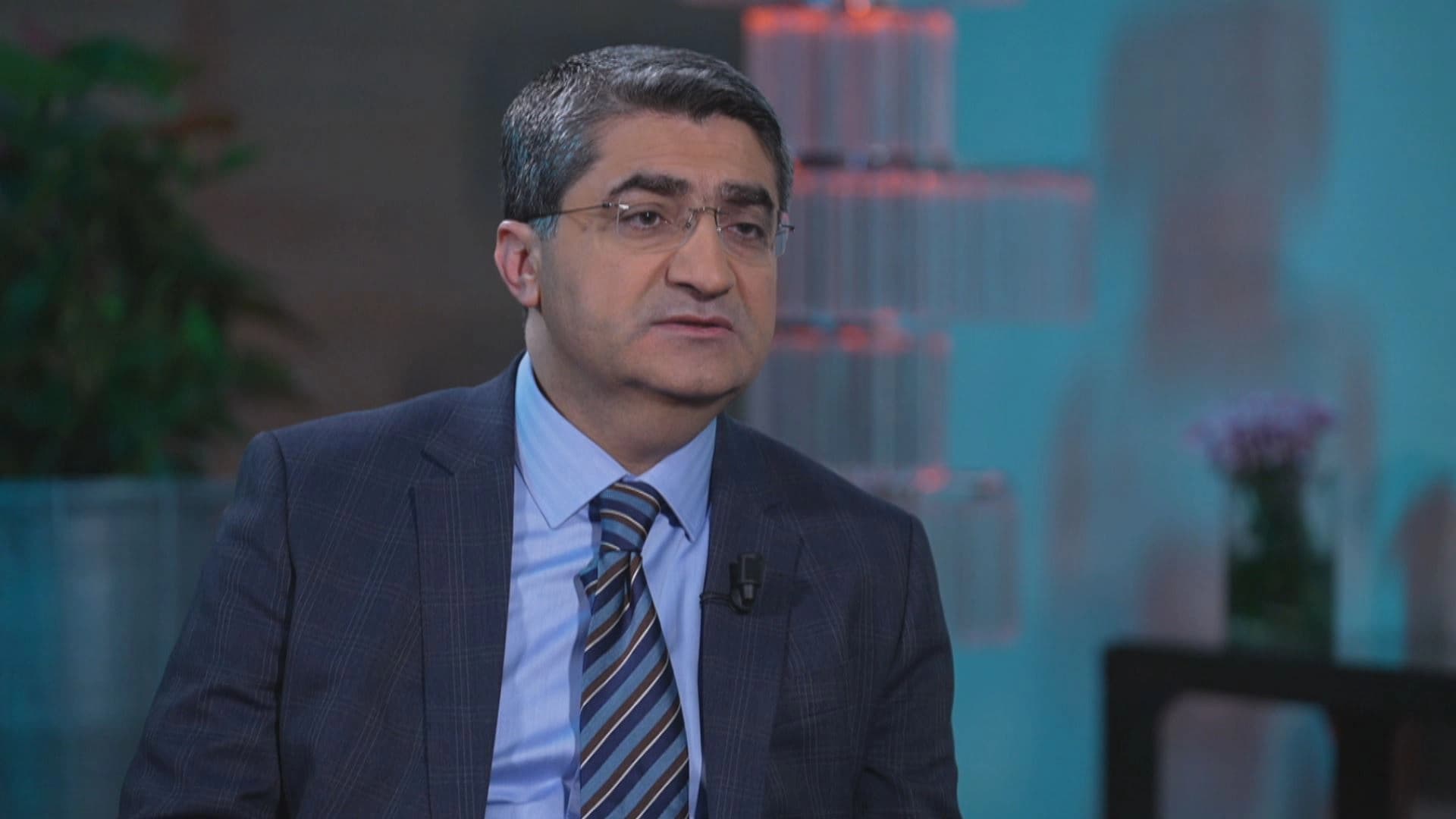 DEVA Party Deputy Chairman Mehmet Emin Ekmen speaking to Rudaw in February 2025. Photo: screengrab/Rudaw