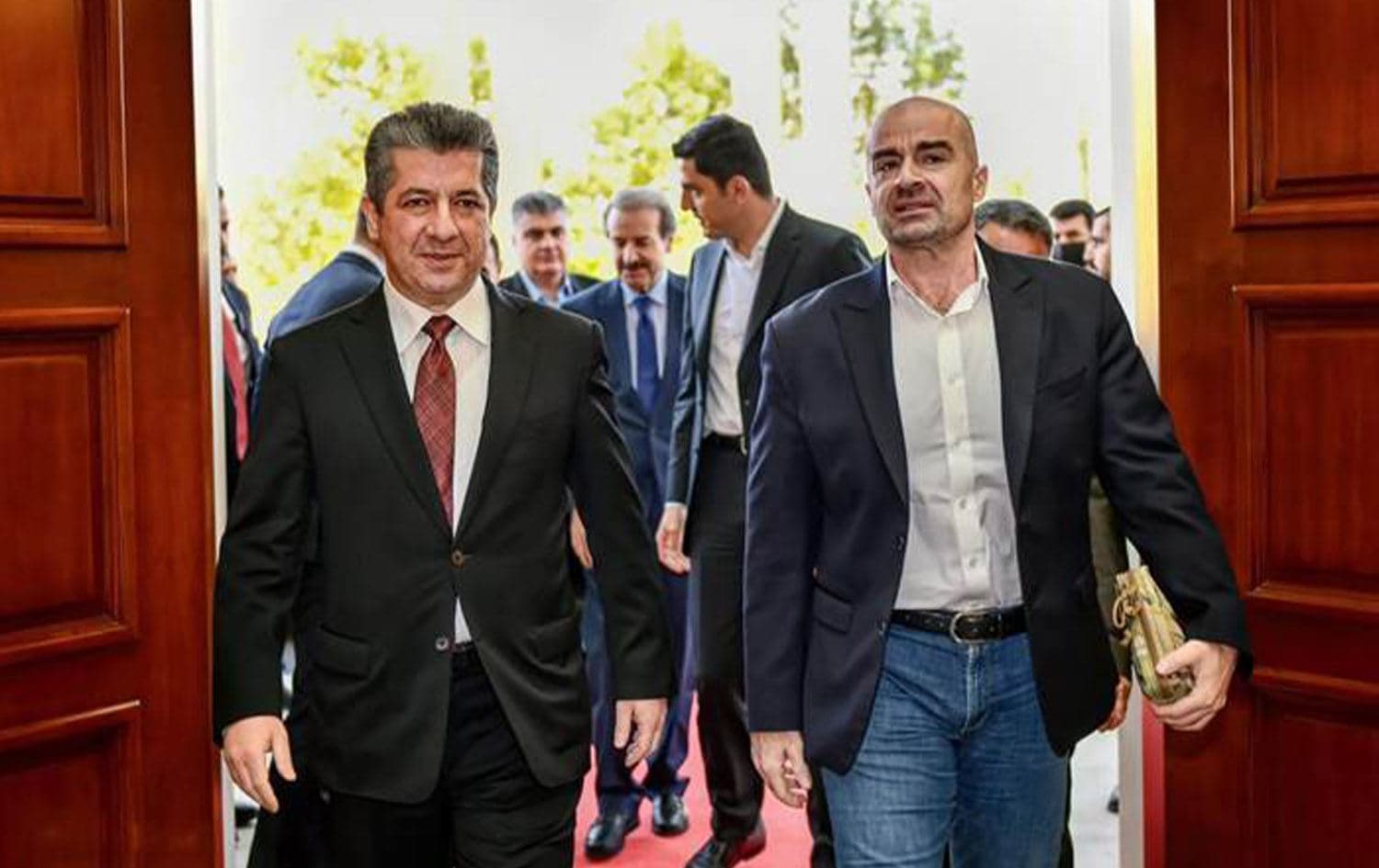 Kurdistan Region Prime Minister Masrour Barzani (Left) receiving PUK leader Bafel Talabani (Right) on June 11, 2022. Photo: PM's office.