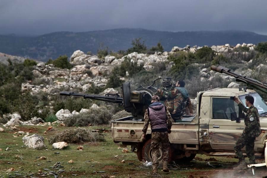 Syrian army soldiers deployed along Lebanon-Syria borders. 
