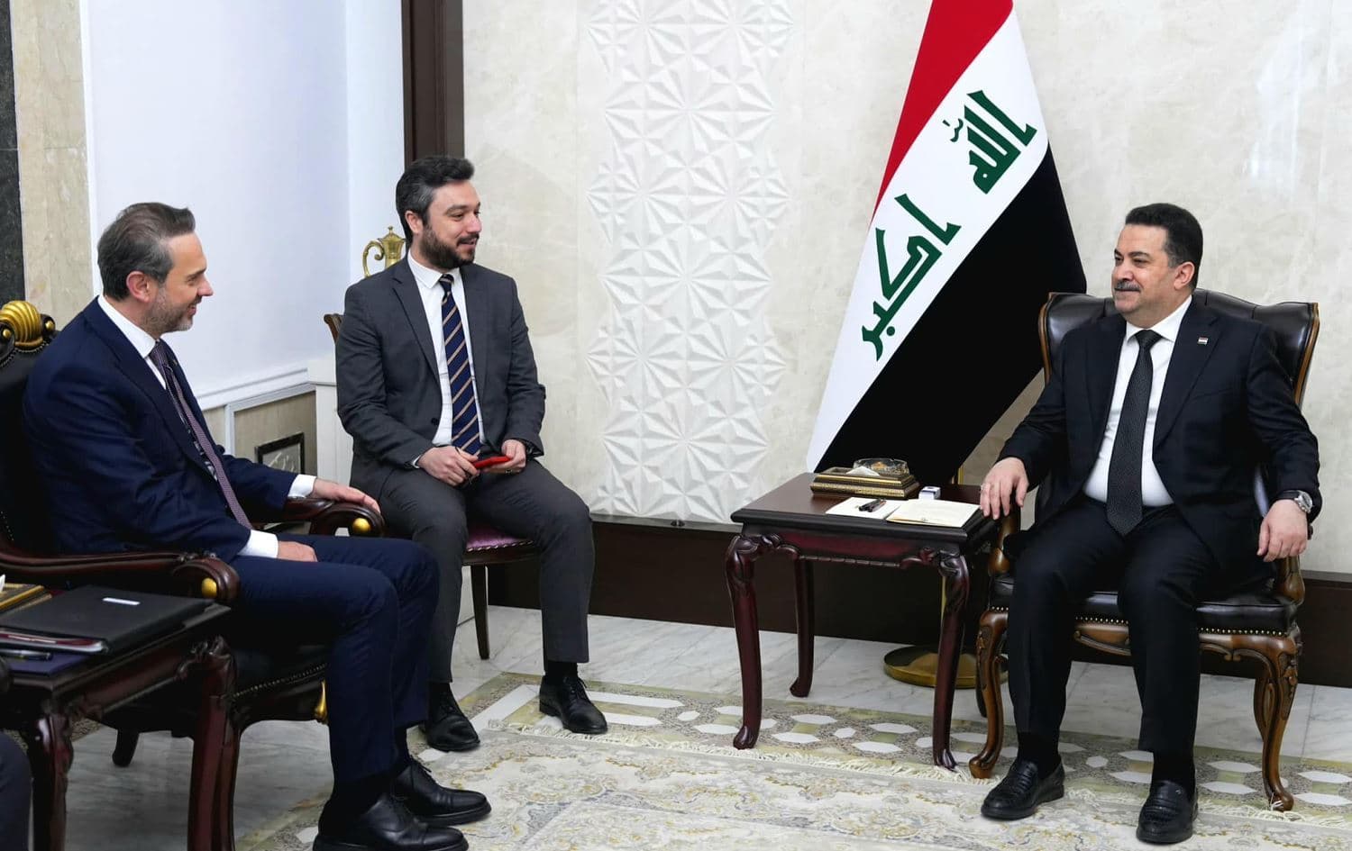 Irak Başbakanı Sudani, Türkiye Enerji ve Tabii Kaynaklar Bakanı Alparslan Bayraktar ile görüştü