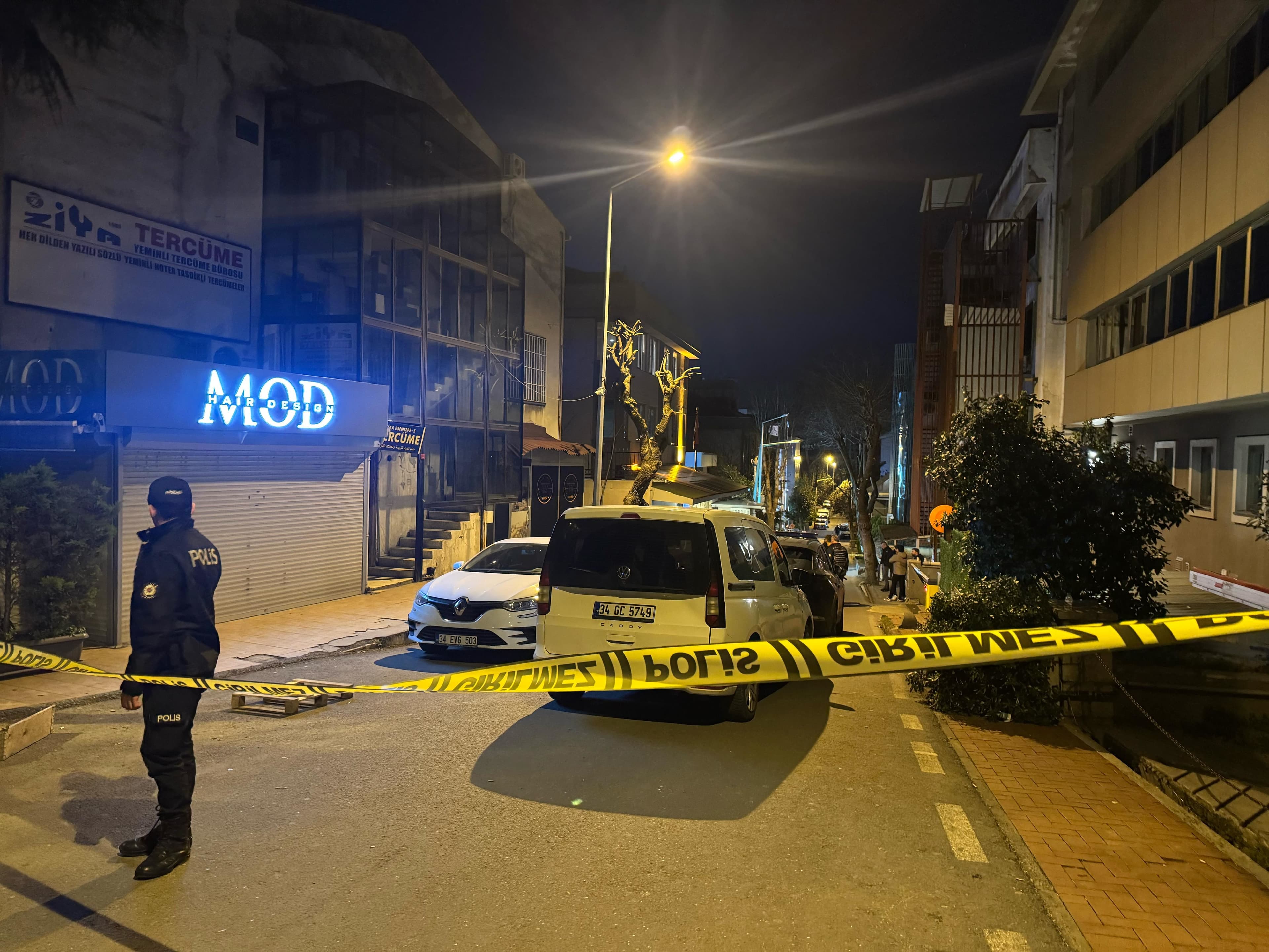 Police cordon off the area where the Iraqi consulate general is located in Istanbul following attack on March 21, 2025. Photo: Rudaw