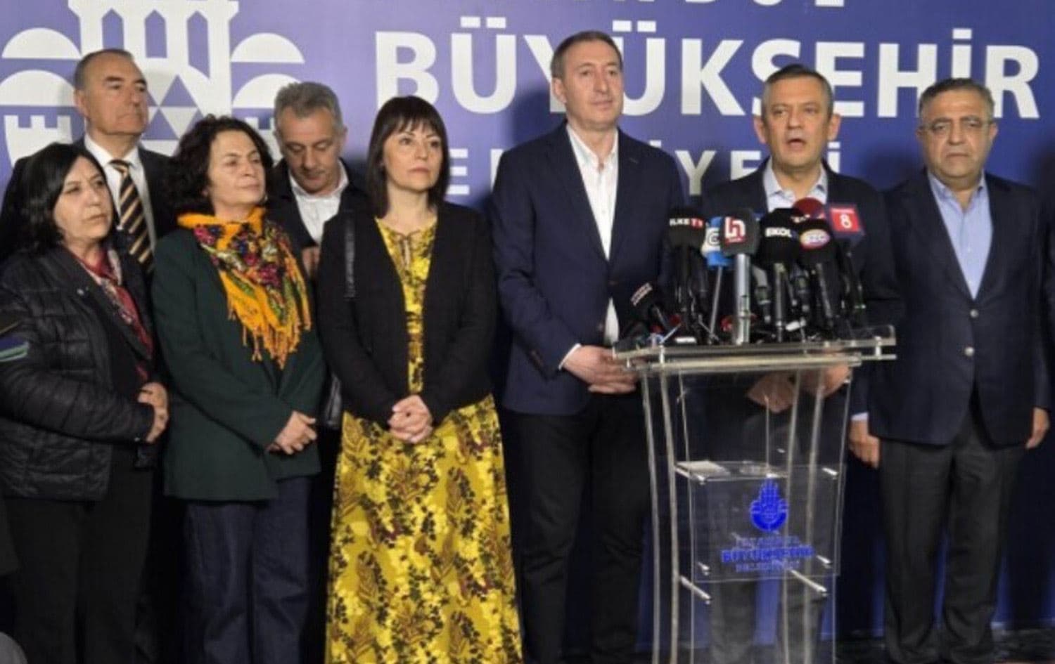 Ekrem Îmamoglu û Tuncer Bakirhan diaxivin: Wêne: MA
