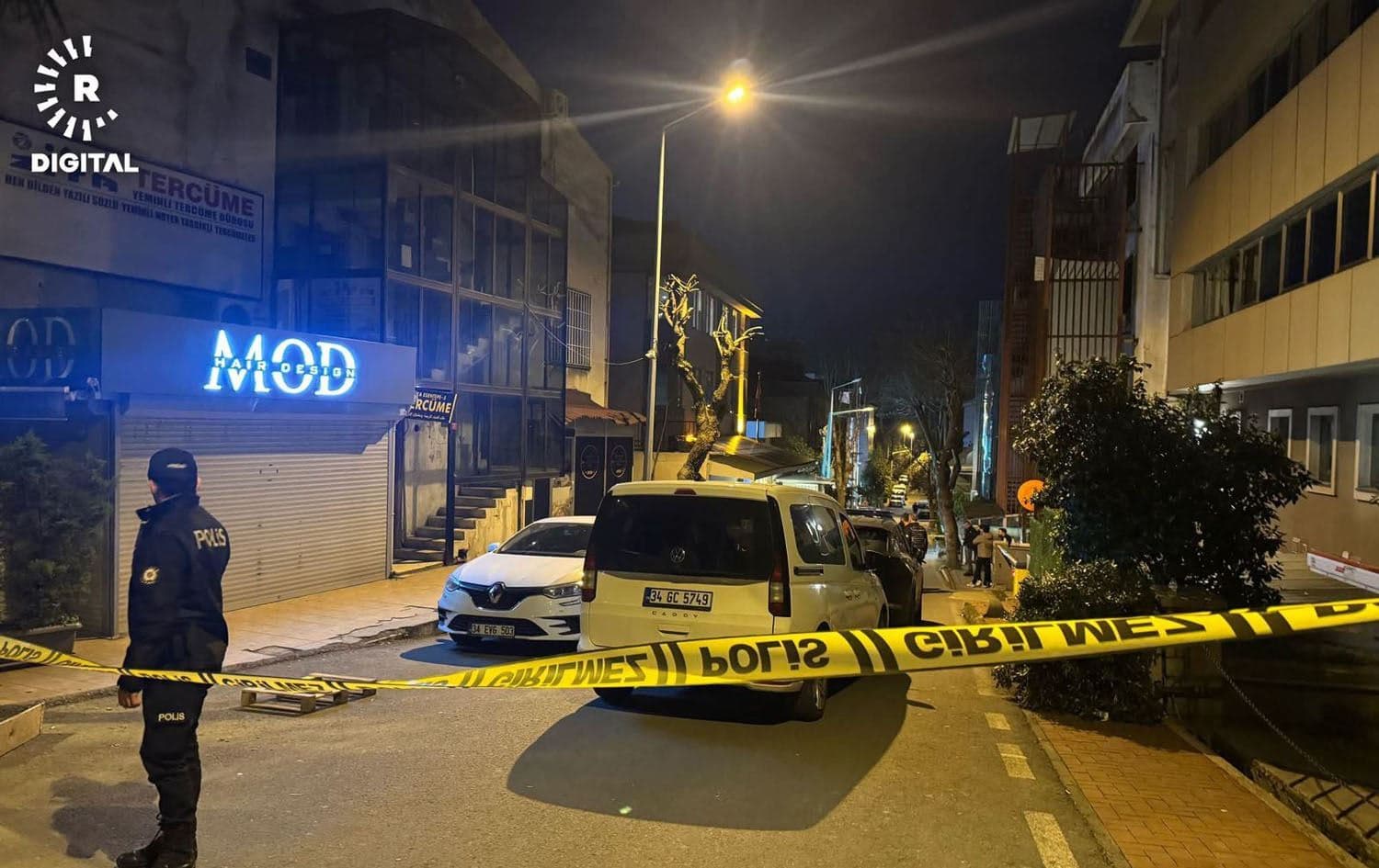 Turkish police cordoning off the area near the Iraqi General Consulate in Istanbul after it came under attack. Photo: Omer Sonmez/Rudaw