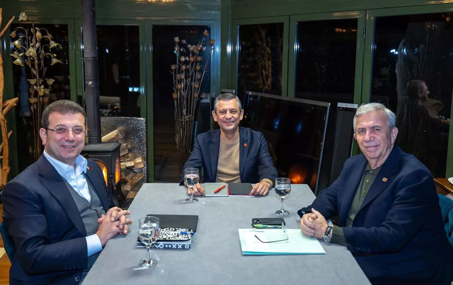 Özel, İmamoğlu ve Yavaş bir arada (Foto: CHP)