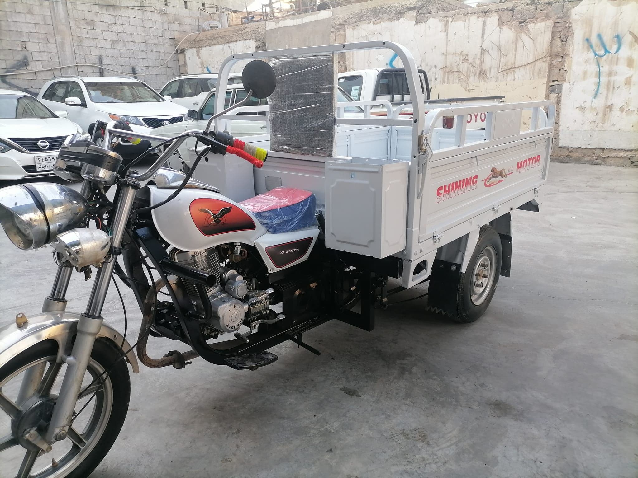 ماتۆڕێکی سێ تایە، وێنەکە تەنیا بۆ روونکردنەوەیە 