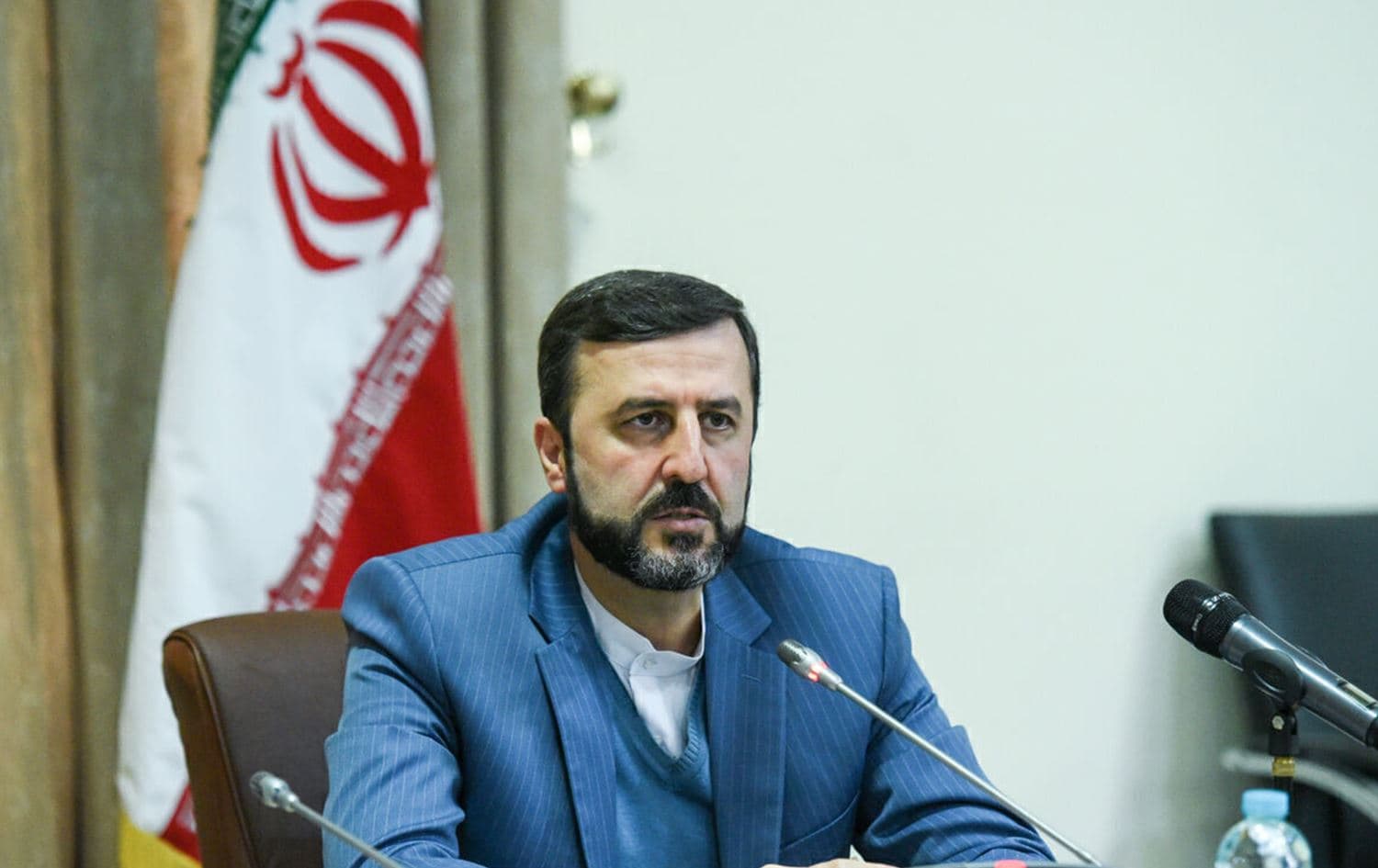 کازم غەریب ئابادی، جێگری وەزیری دەرەوەی ئێران بۆ کاروباری یاسایی و نێودەوڵەتی