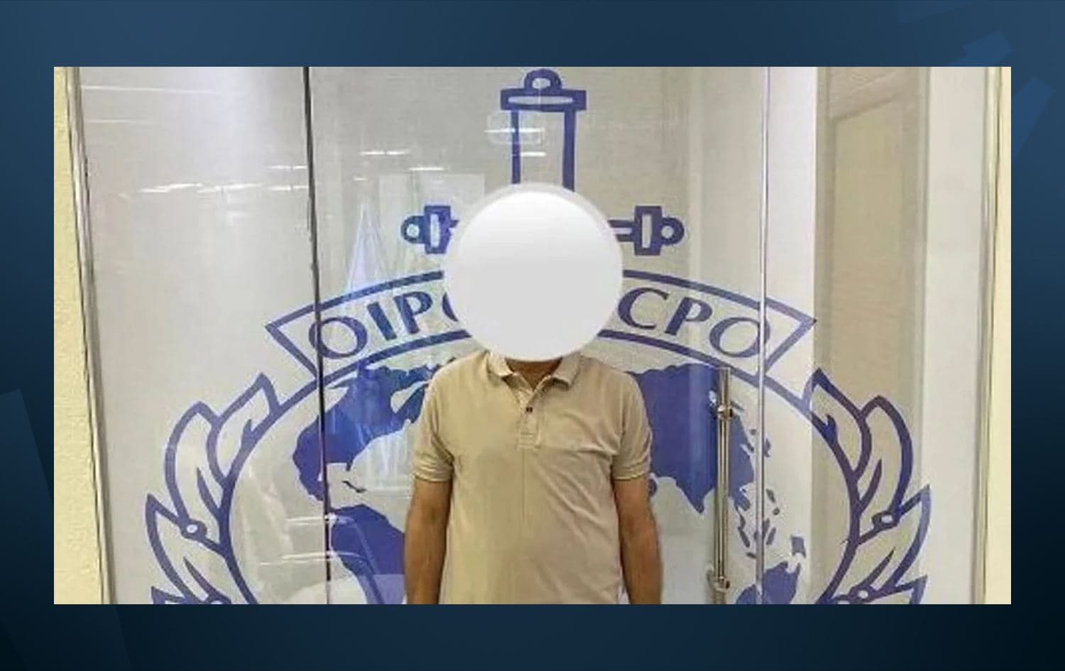 وێنەی ئەفسەرەکە. 