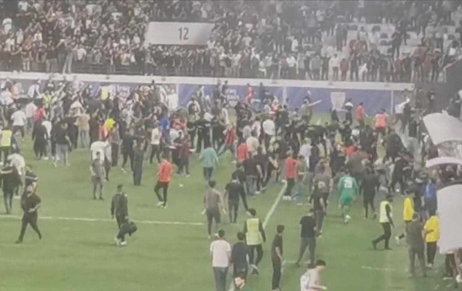 Football fans clash in Sulaimani on April 22, 2025. Photo: Screengrab/Rudaw