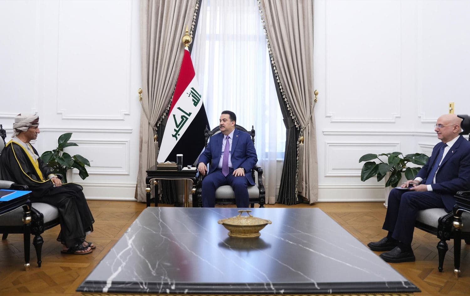 Iraqi Prime Minister Mohammed Shia' al-Sudani (center) and Mohamed al-Hassan, chief of the United Nations Assistance Mission for Iraq (left), meetiing in Baghdad on May 14, 2025. Photo: Sudani's office