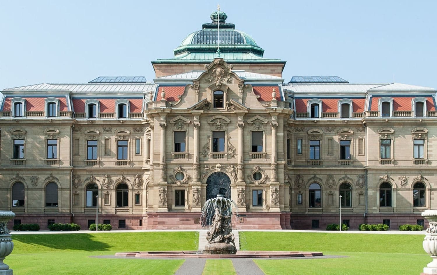 Undated picture of the German Federal Court of Justice. Photo: Federal Court of Justice