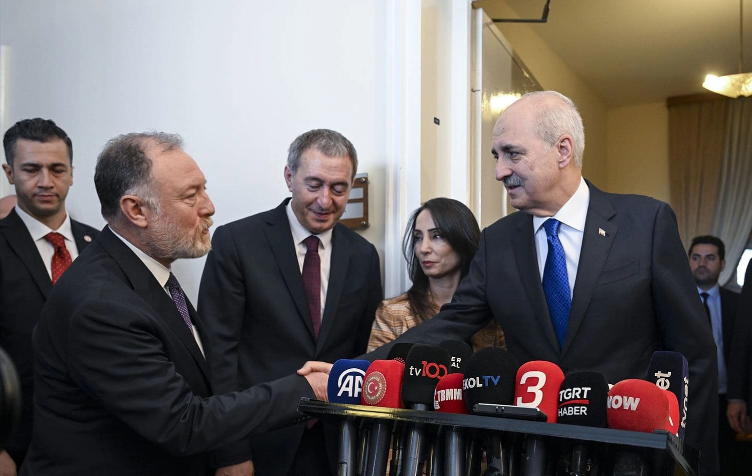 Meclis Başkanı Numan Kurtulmuş DEM Parti'yi ziyaret etti. / AA