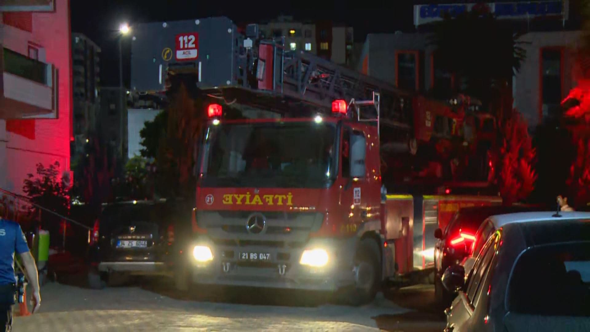 Several people were evacuated after a deadly fire broke out in Diyarbakir, southeast Turkey on June 5, 2025. Photo: screengrab/Rudaw 