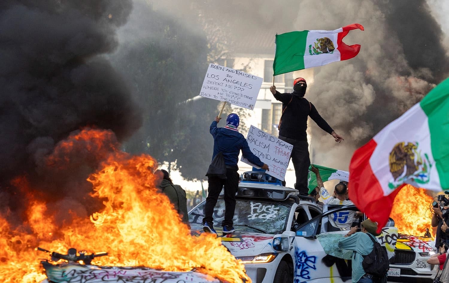 خۆپێشاندان لە لۆنس ئەنجلس. وێنە: AFP