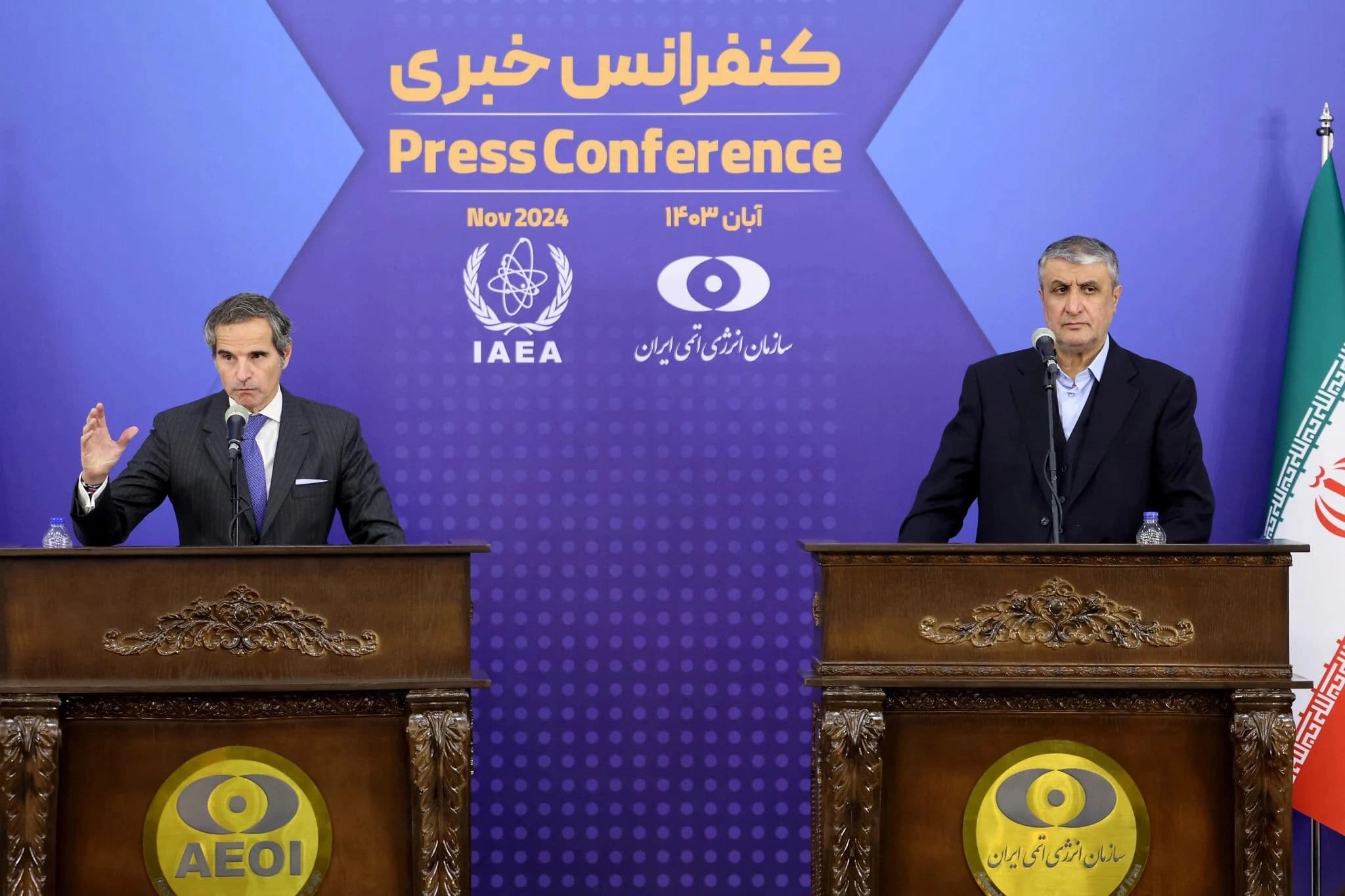 Iran's nuclear chief Mohammad Eslami (R) and the United Nations nuclear chief Rafael Grossi give a joint press conference in Tehran on November 14, 2024. Photo: AFP