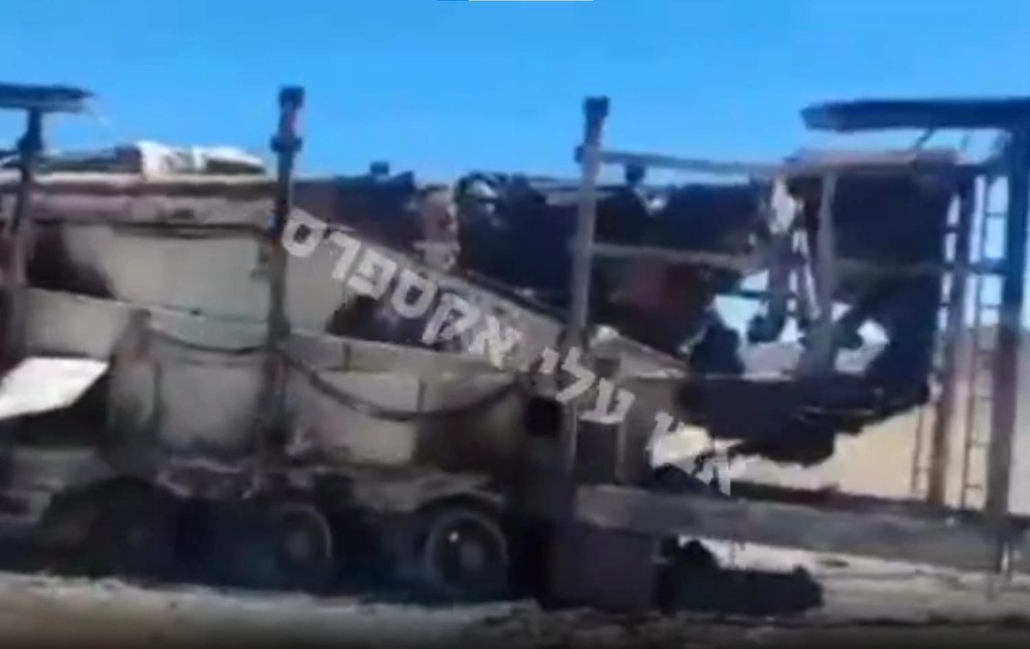 İsrail ordusundan üst düzey bir yetkili, son bir haftada düzenlenen hava operasyonlarında İran’a ait balistik füze üretim tesislerinin üçte ikisinin imha edildiğini açıkladı