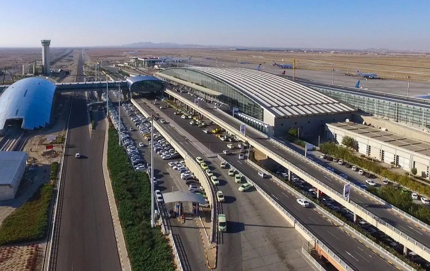 فڕۆکەخانەی تاران لە ئێران.