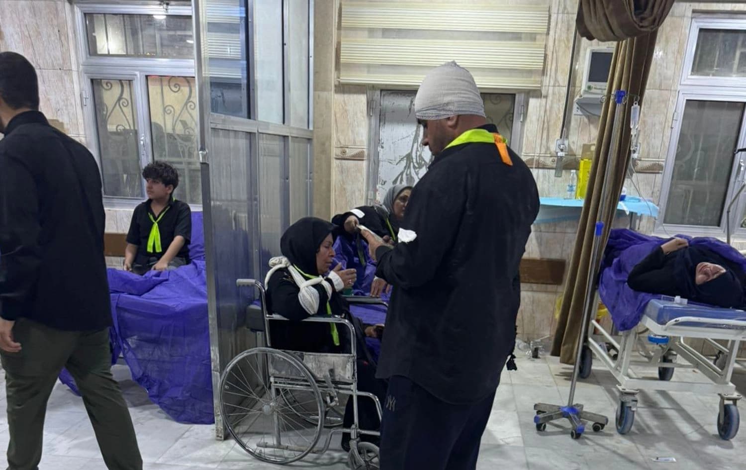Arbaeen pilgrims receive treatment at local hospital in Basra, southern Iraq following accident on August 13, 2025. Photo: Basra Health Department