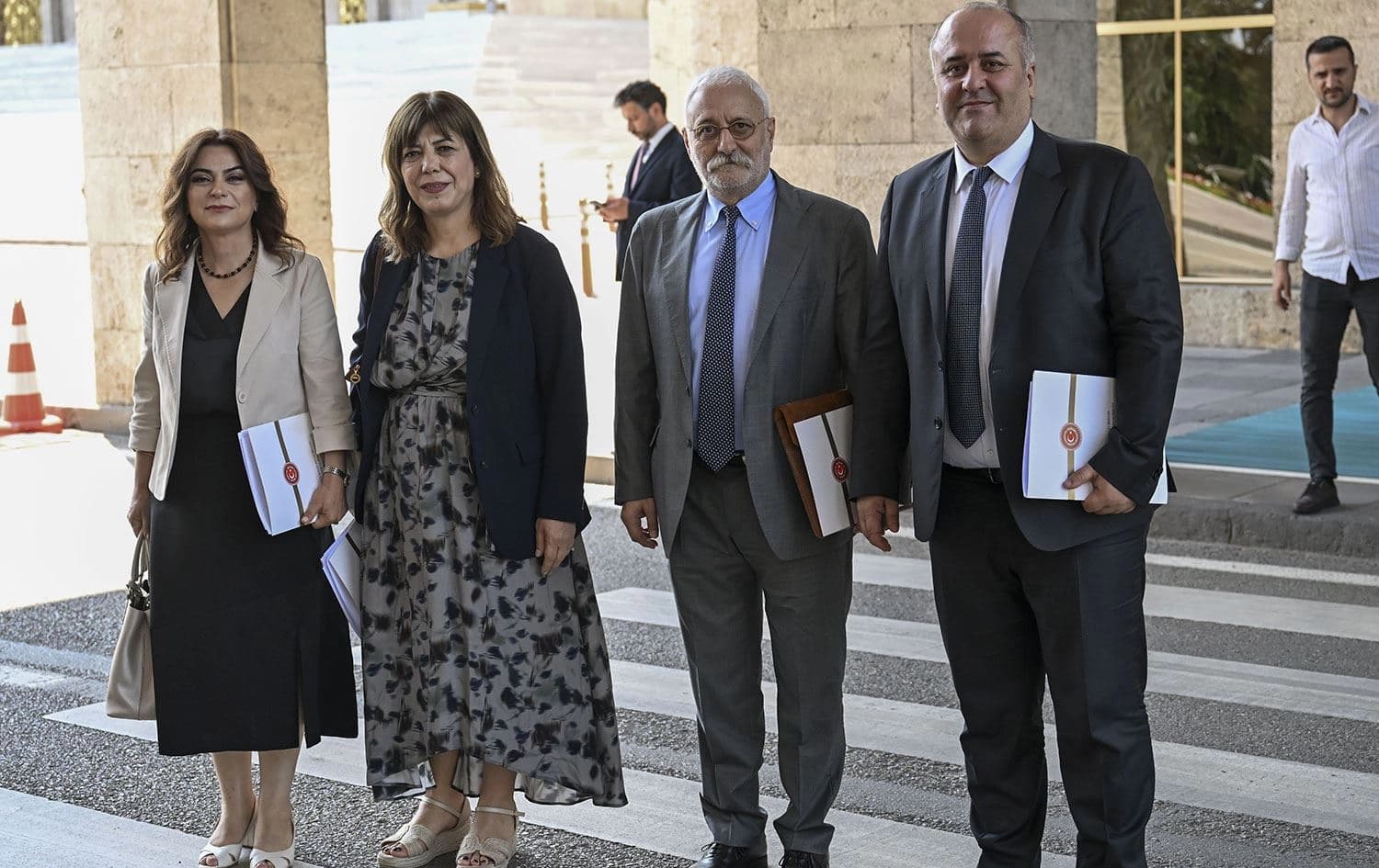 DEM Partili komisyon üyeleri. / Foto: AA