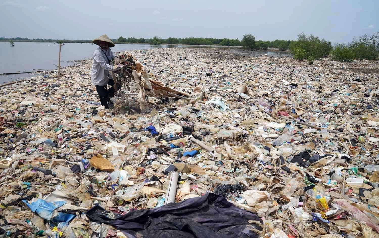 هۆشداریی UN؛ بەرهەمهێنانی پلاستیک دەگاتە 884 ملیۆن تۆن و ژینگە وێران دەکات