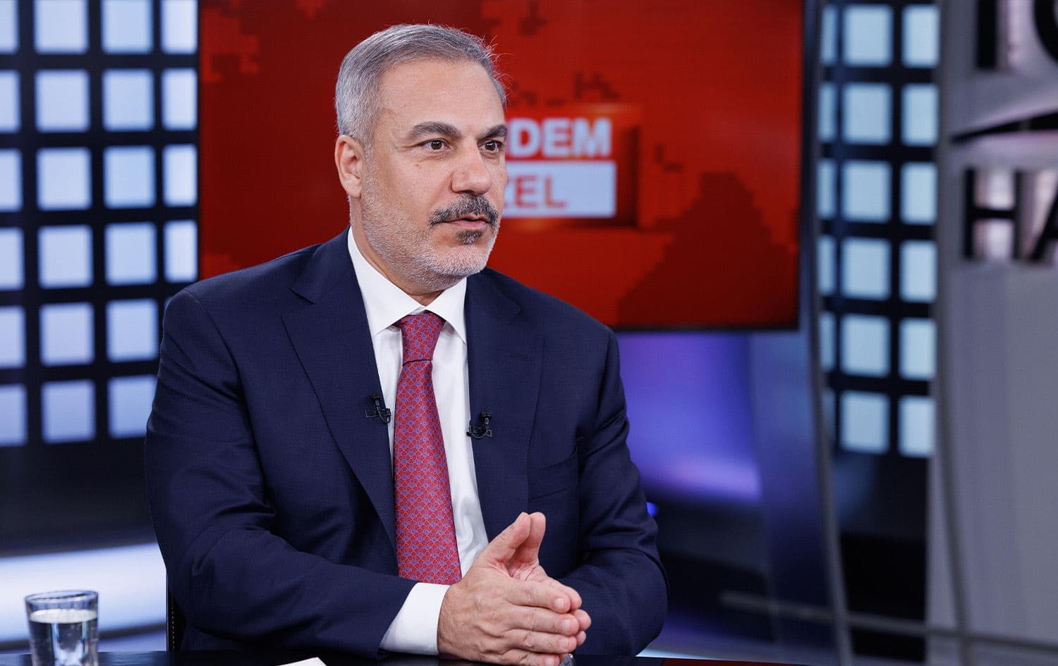 هاکان فیدان، وەزیری دەرەوەی تورکیا. 