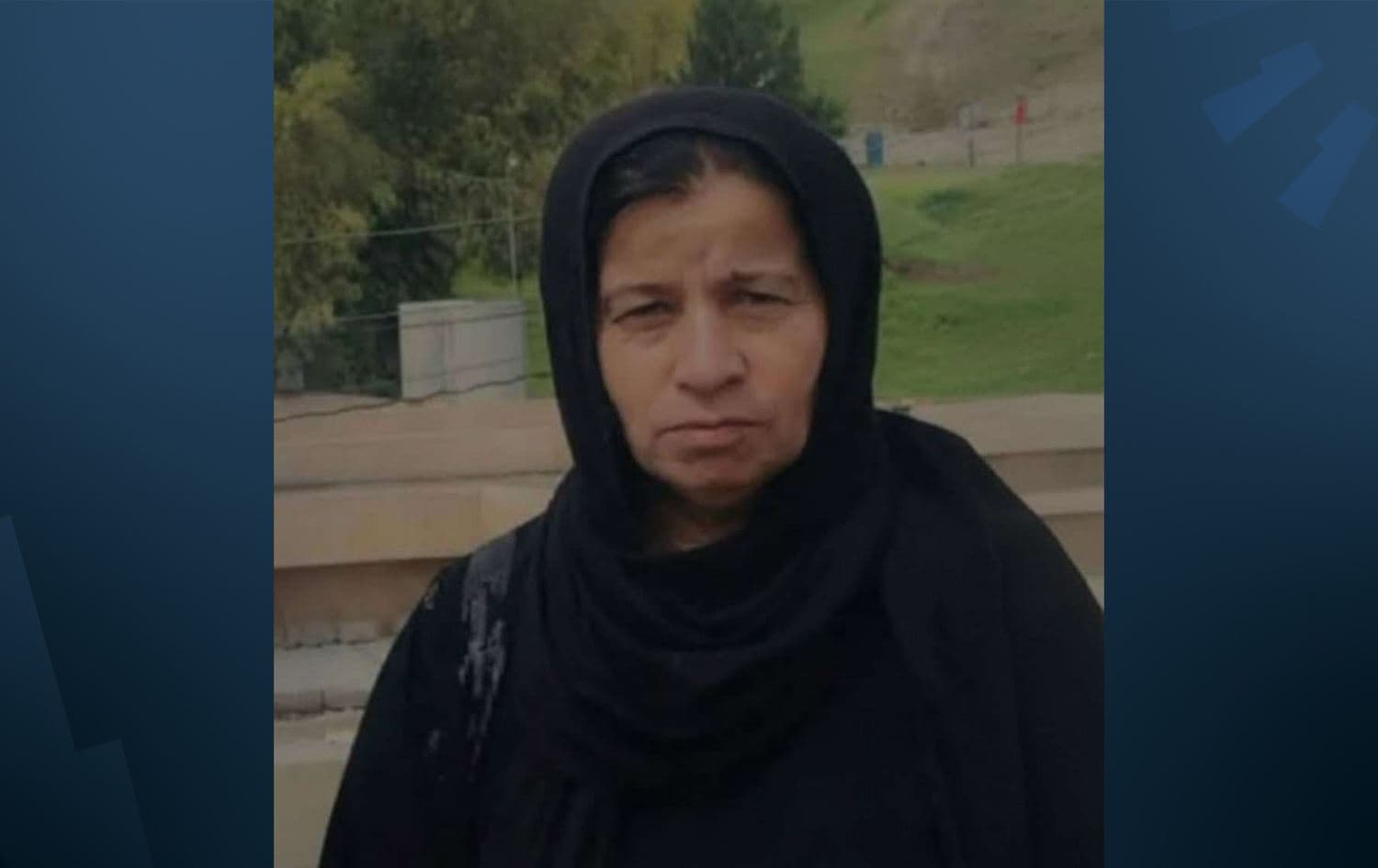 وێنەی ئەو ژنەی کەوتە ژێر دیوار و گیانی لەدەستدا