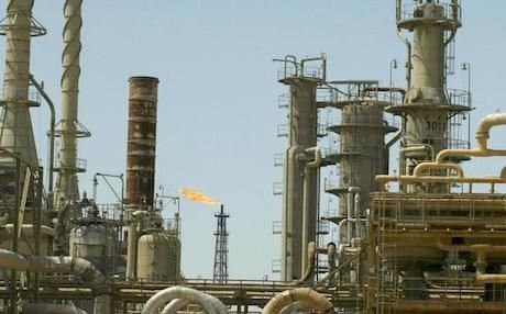 The strategic Baiji oil refinery.  AFP photo.