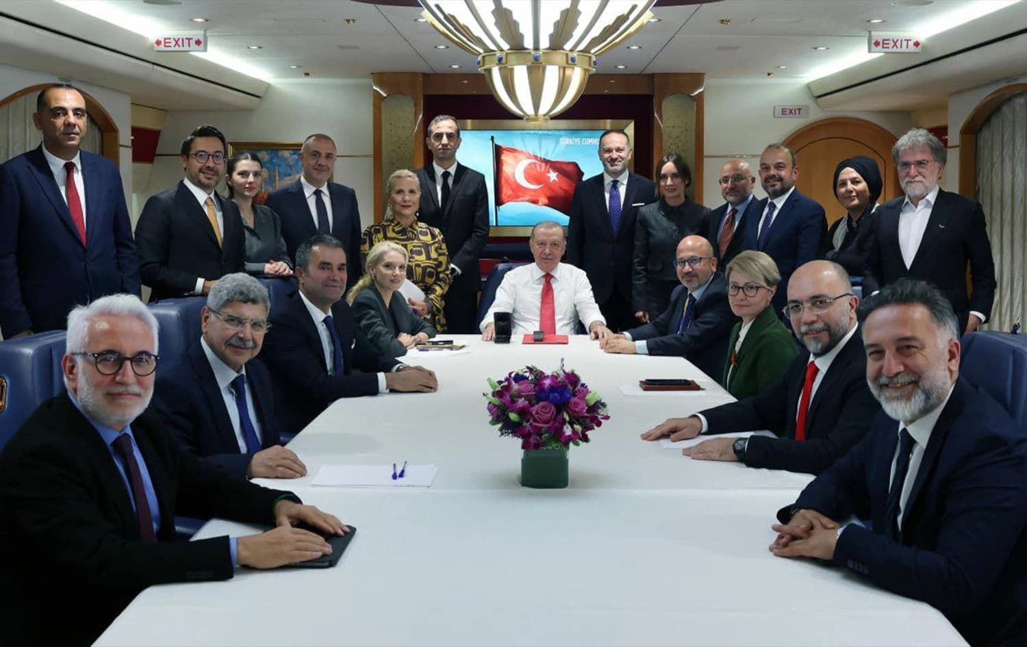 Recep Tayyîp Erdogan ji rojnamegeran re axivî\ Wêne: AA