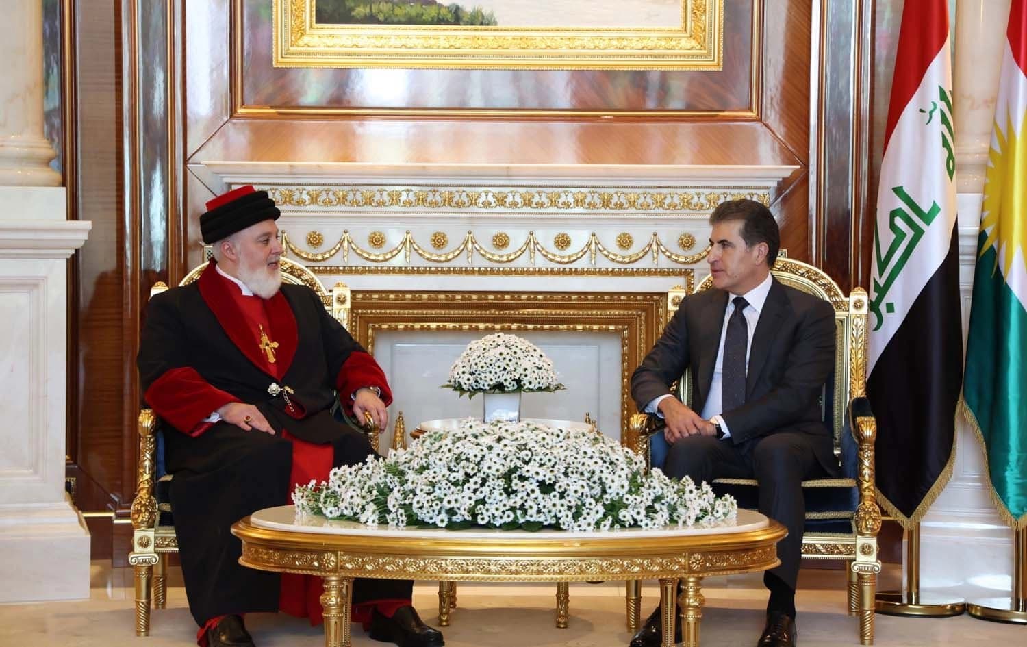 Kürdistan Bölgesi Başkanı Neçirvan Barzani, başkent Erbil’de Asuri Doğu Kilisesi Patriği III. Mar Awa ile bir araya geldi.