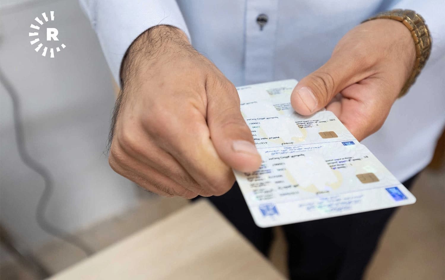 هۆکاری بەشدارینەکردنە نەبوونی کارتی بایۆمەترییە.  وێنە: بڵند تاهیر- رووداو