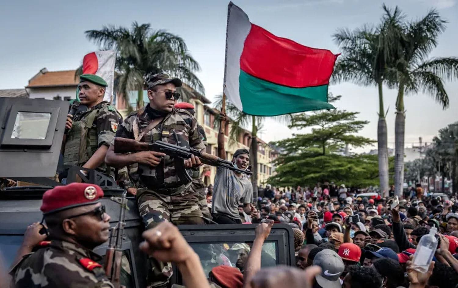 دیمەنێکی خۆپێشاندانەکان لە ماداگاسکار. وێنە: Luis Tato/AFP