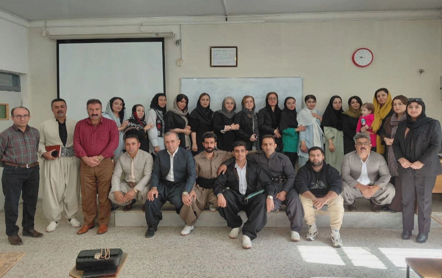 ژمارەیەک مامۆستای زمانی کوردی