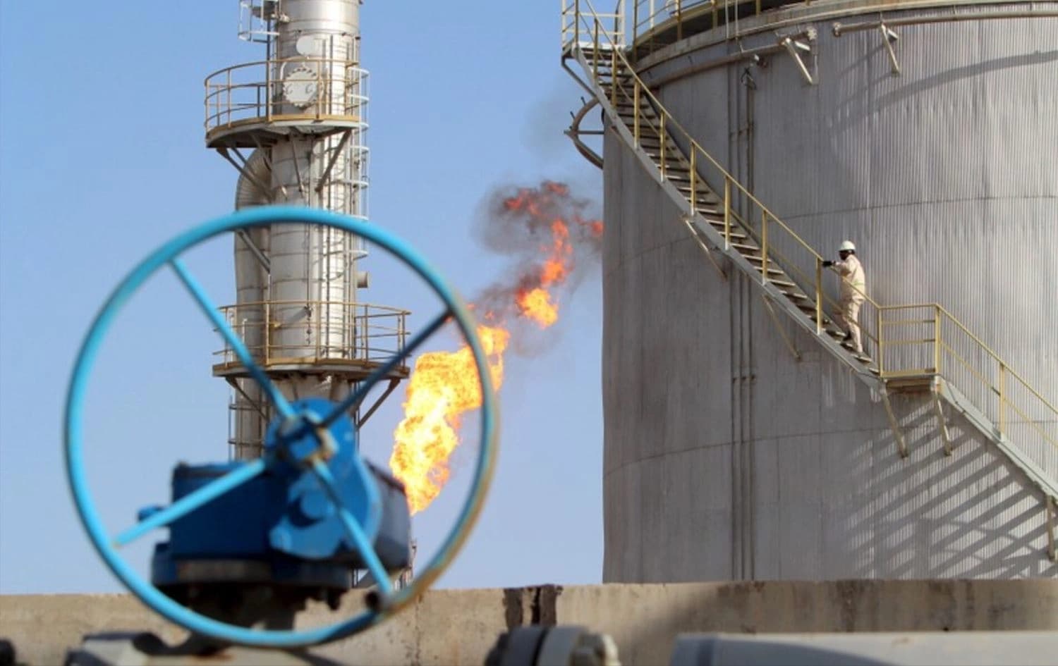 کێڵگەیەکی بەرهەمهێنانی گاز لە عێراق