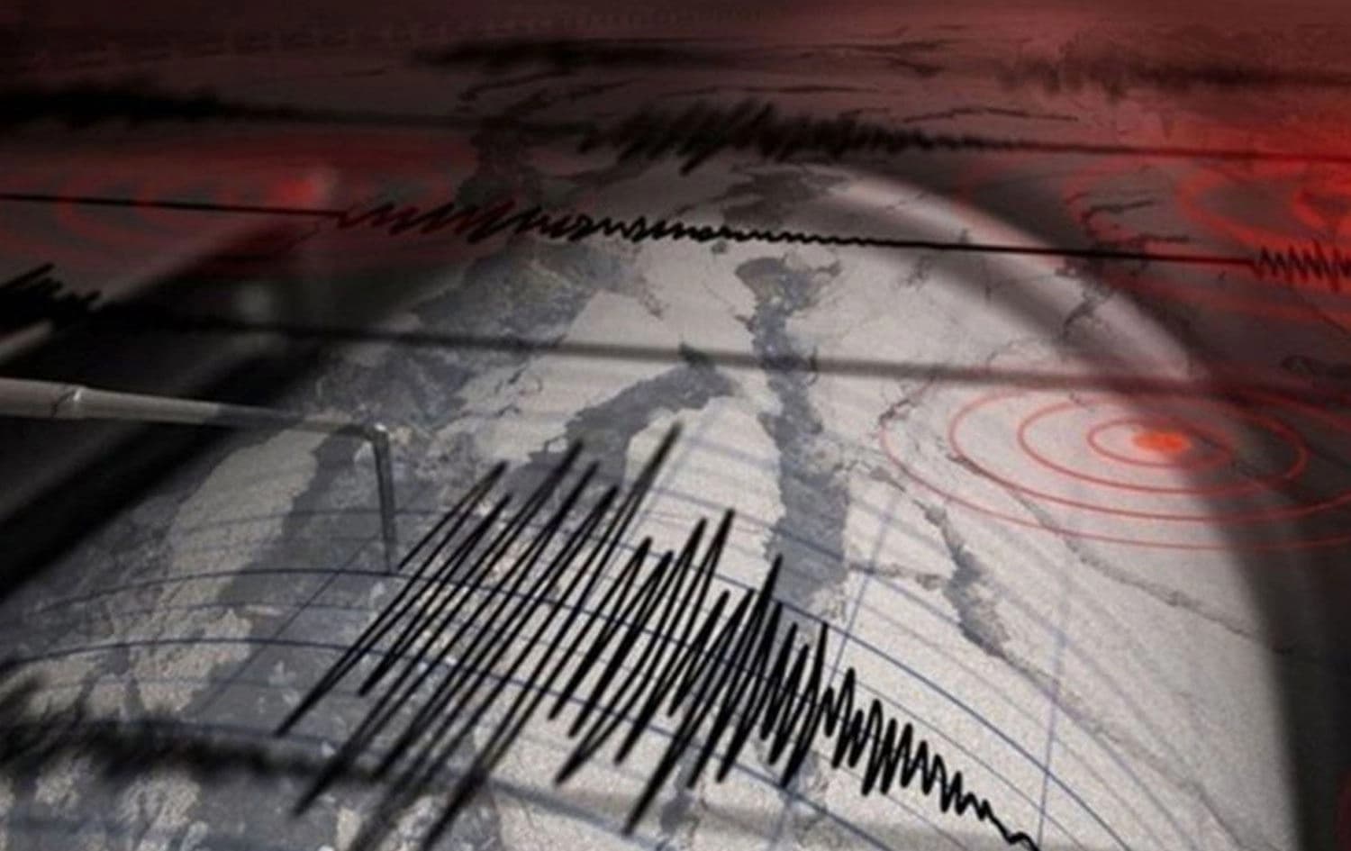 Sındırgı'da 4,9 büyüklüğünde deprem: İstanbul'da da hissedildi