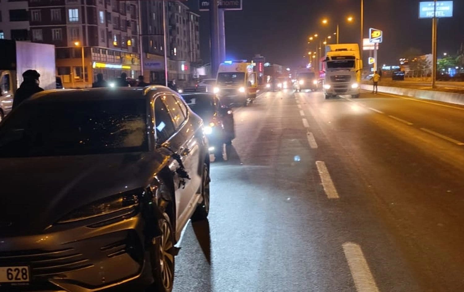 Otomobîla ku li her du jinan xistiye / Wêne: AA