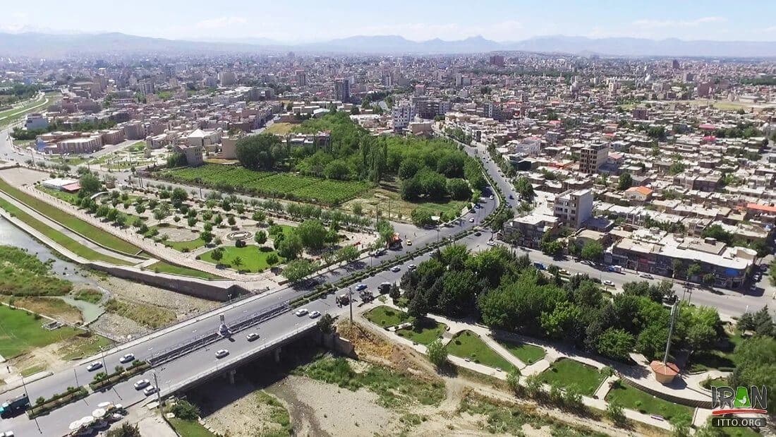 دیمەنێکی گشتیی ورمێ.