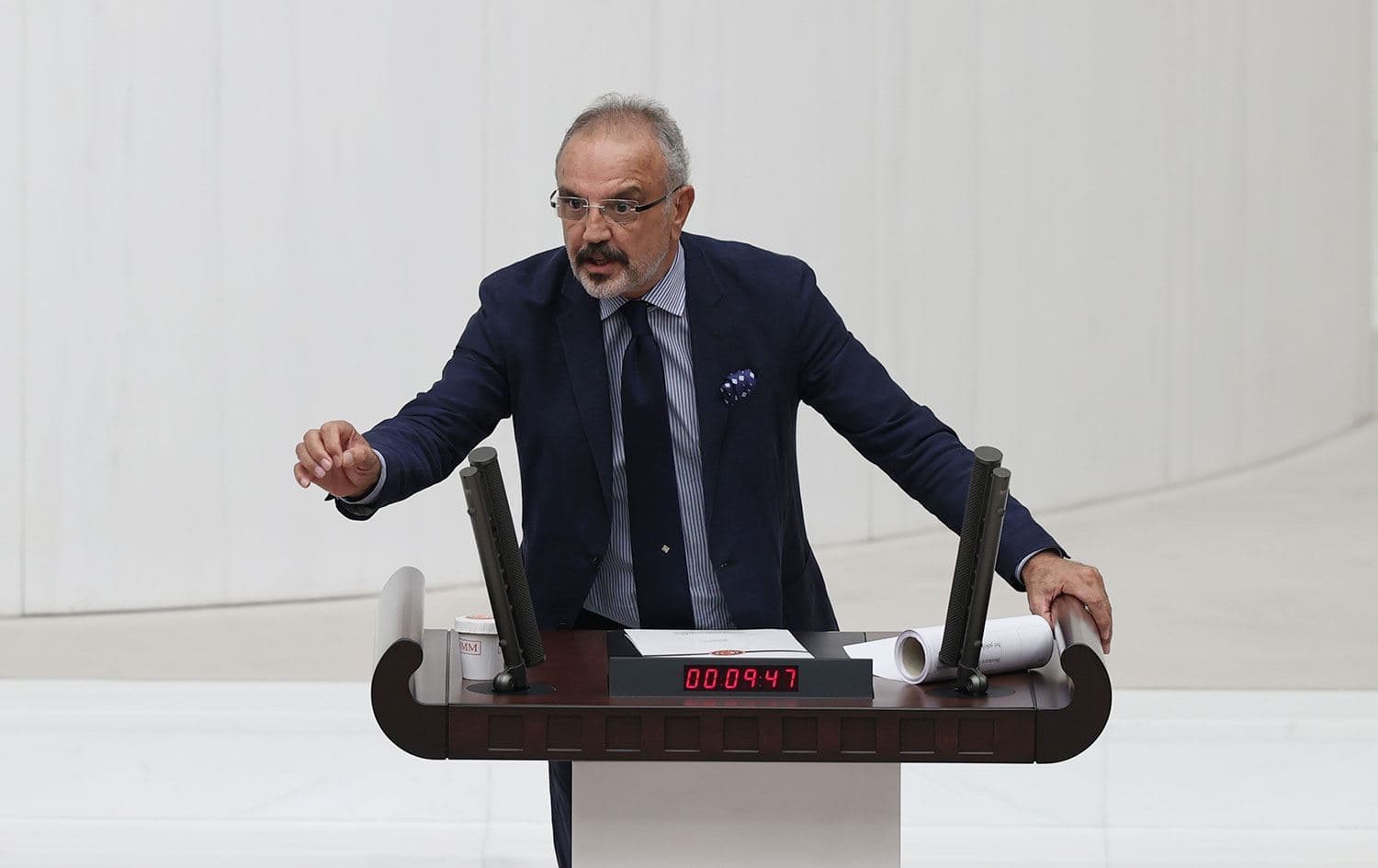 سرری ساکک، پەرلەمانتاری پارتی یەکسانی و دیموکراسیی گەلان (دەم پارتی)